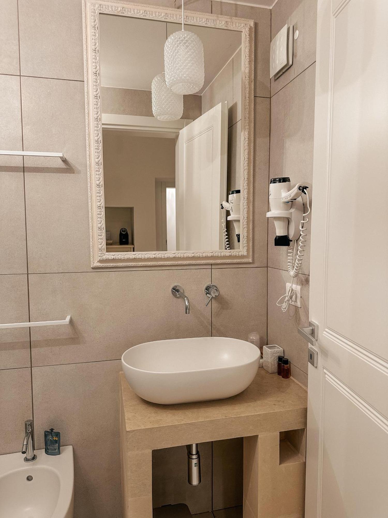 Palazzo Alma Luxury Rooms Casarano Buitenkant foto
