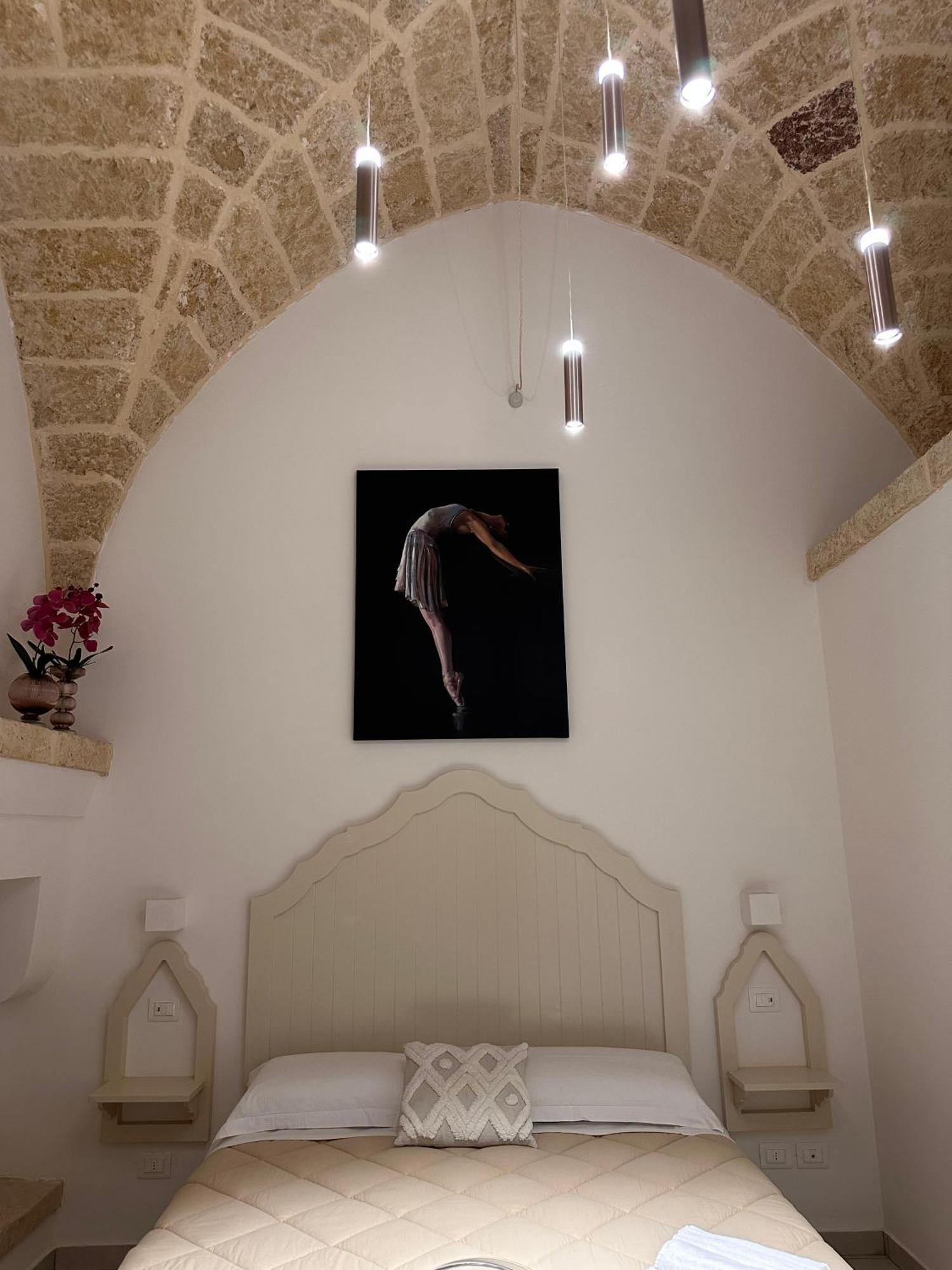 Palazzo Alma Luxury Rooms Casarano Buitenkant foto