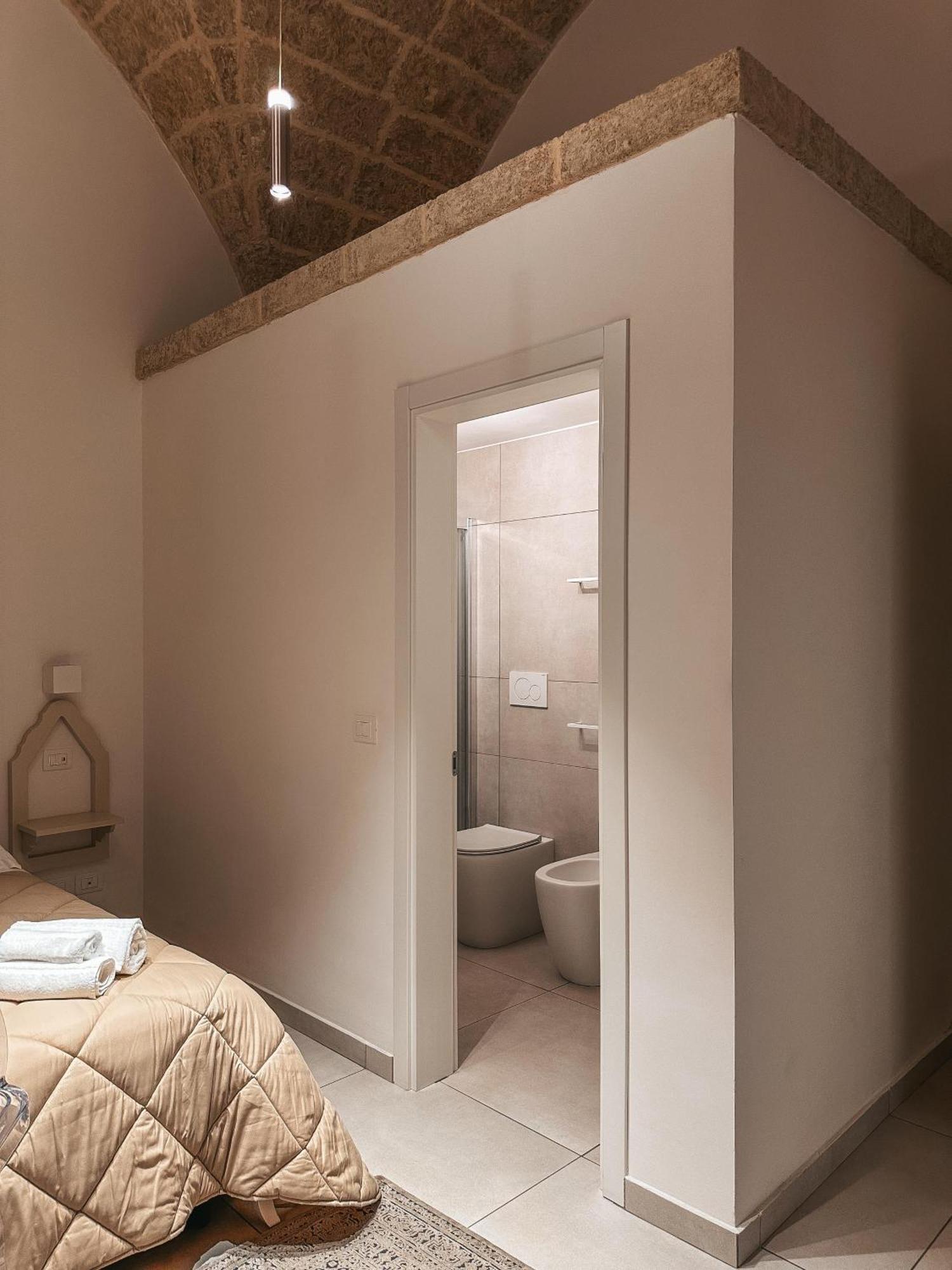 Palazzo Alma Luxury Rooms Casarano Buitenkant foto
