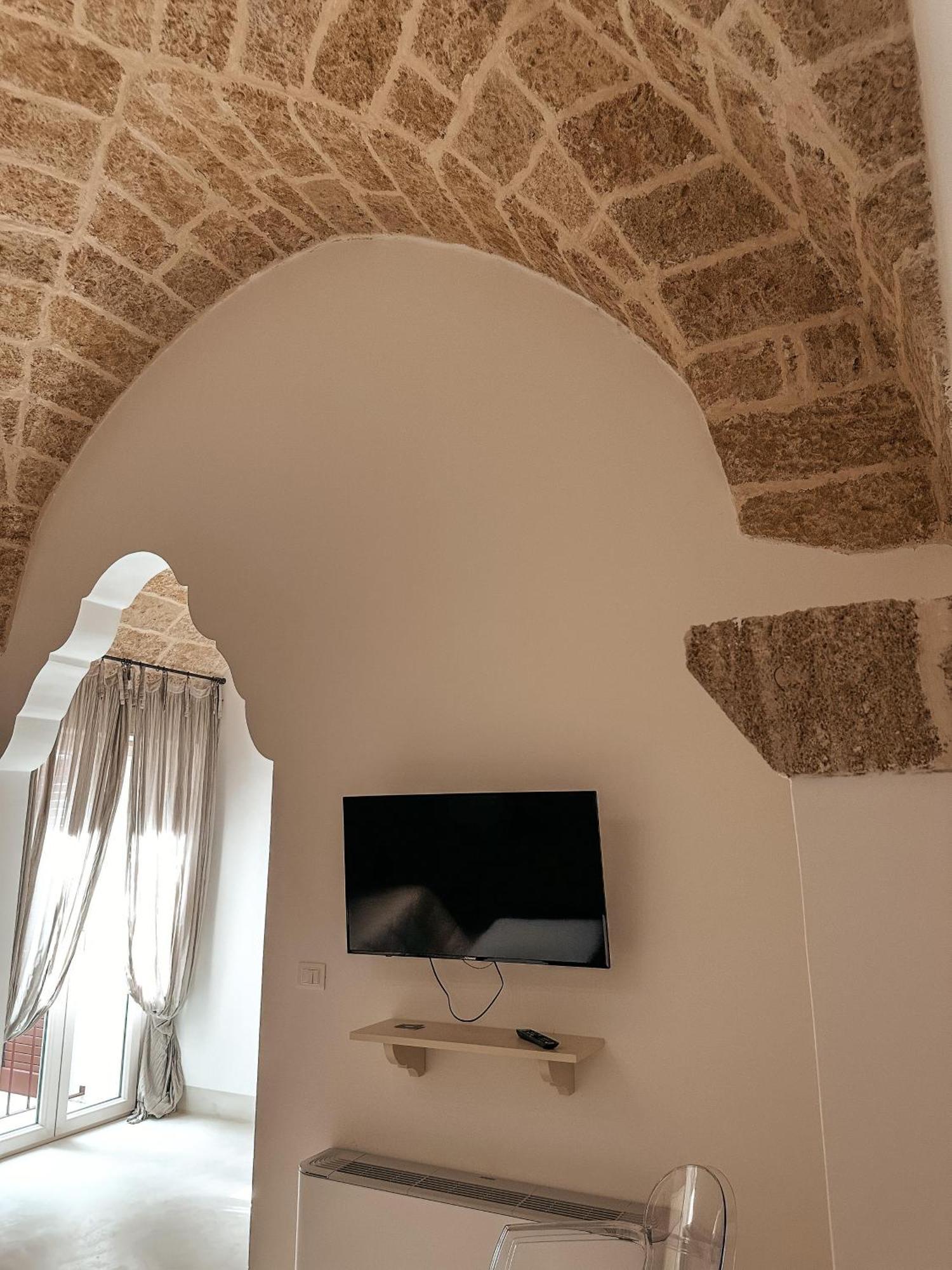 Palazzo Alma Luxury Rooms Casarano Buitenkant foto