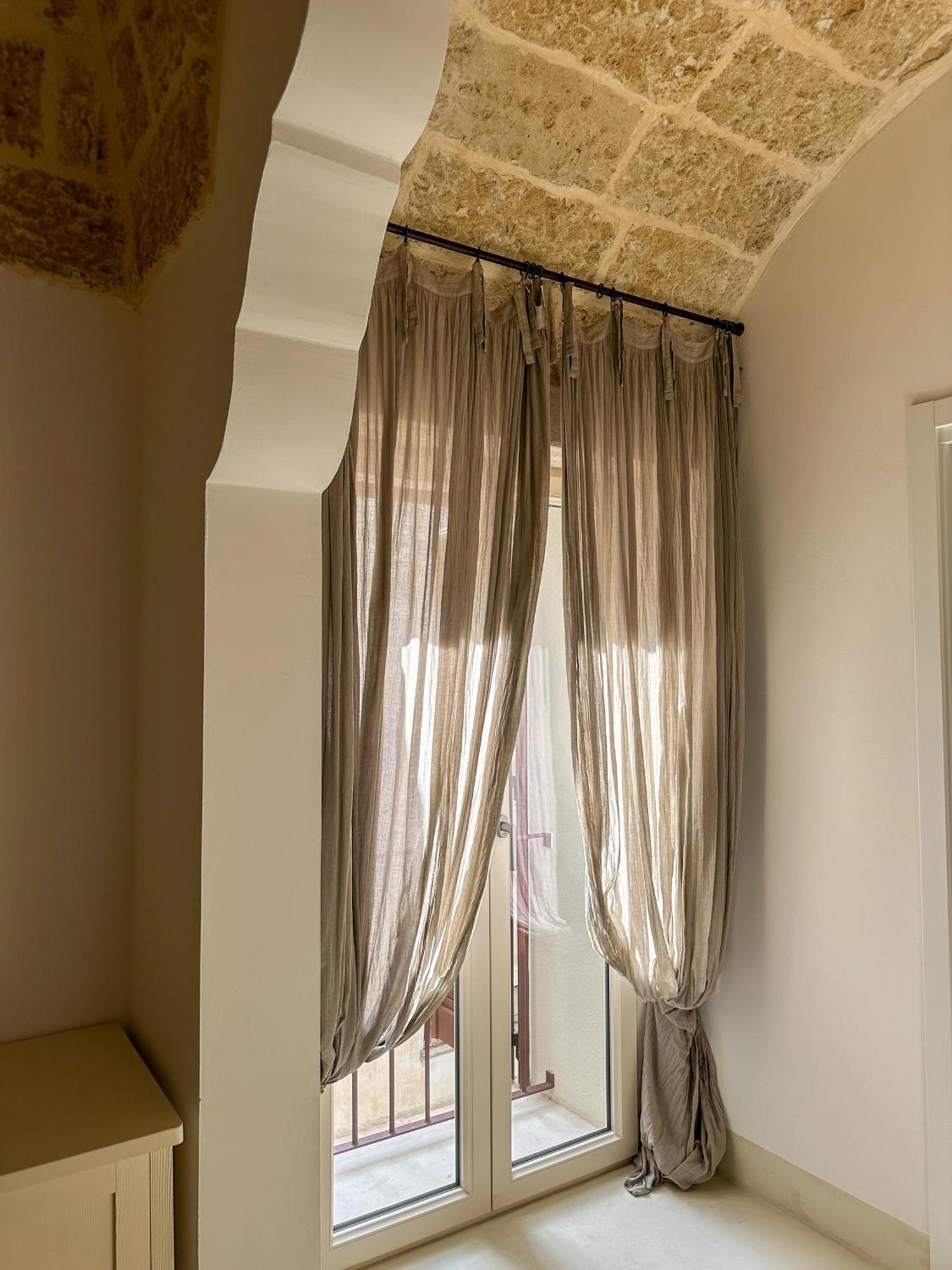 Palazzo Alma Luxury Rooms Casarano Buitenkant foto