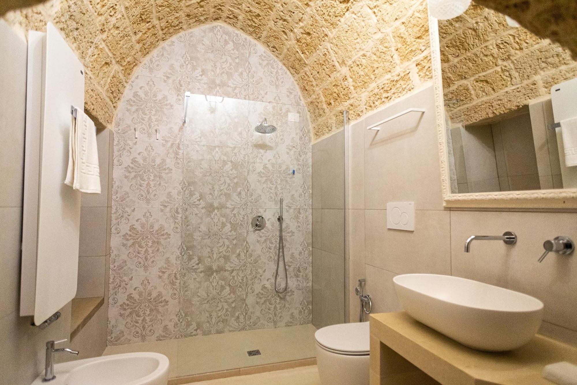Palazzo Alma Luxury Rooms Casarano Buitenkant foto